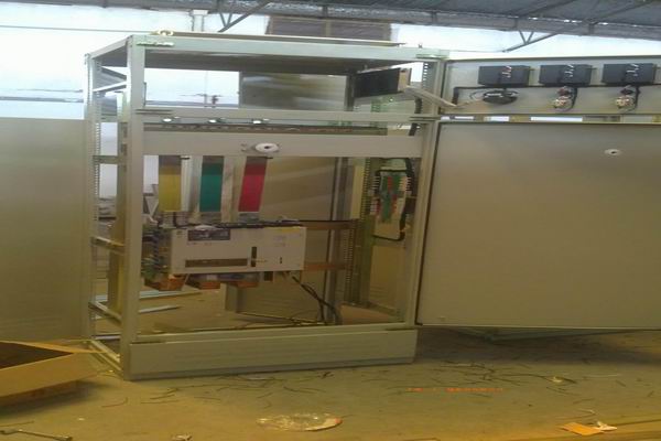 裕华控制柜-3683品牌总闸控制柜的使用原则